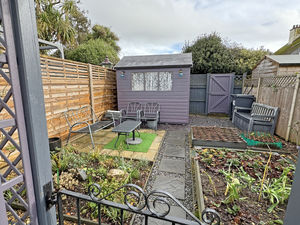 Photo 4- click for photo gallery